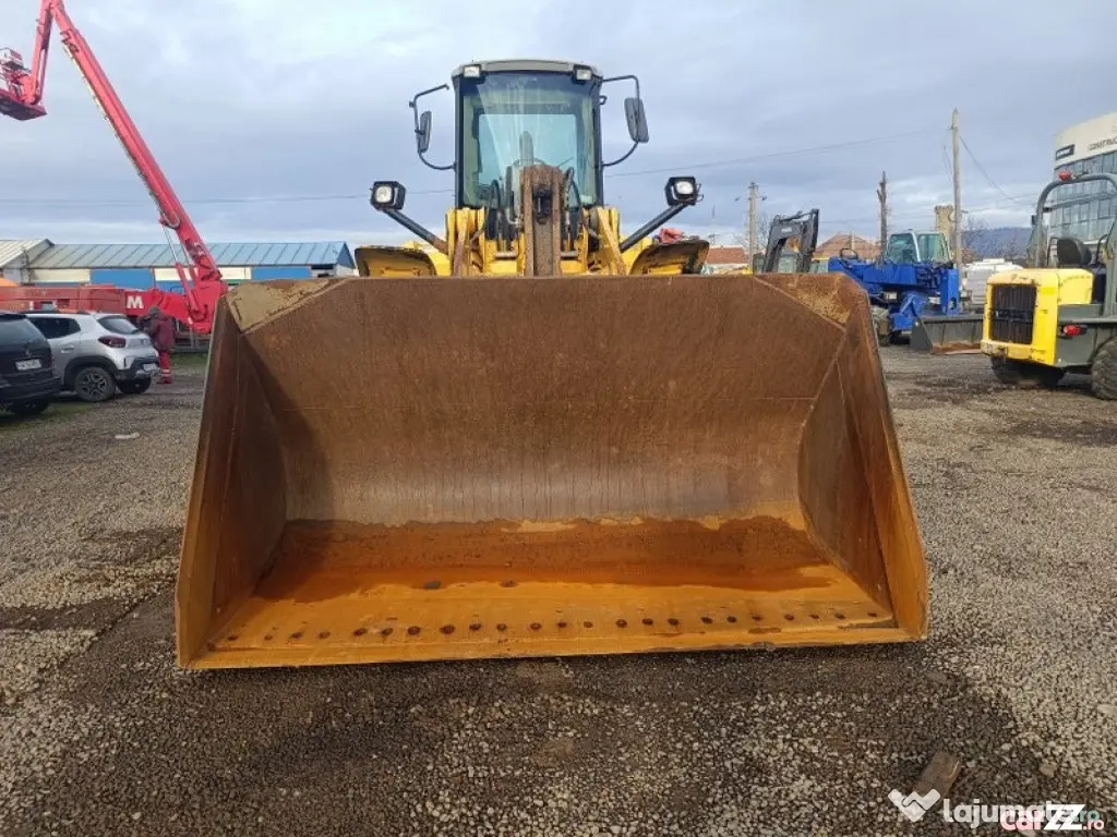 Încărcător frontal New Holland W231, 2006, 22,0 tone - Negresti Oas (Satu-Mare)
