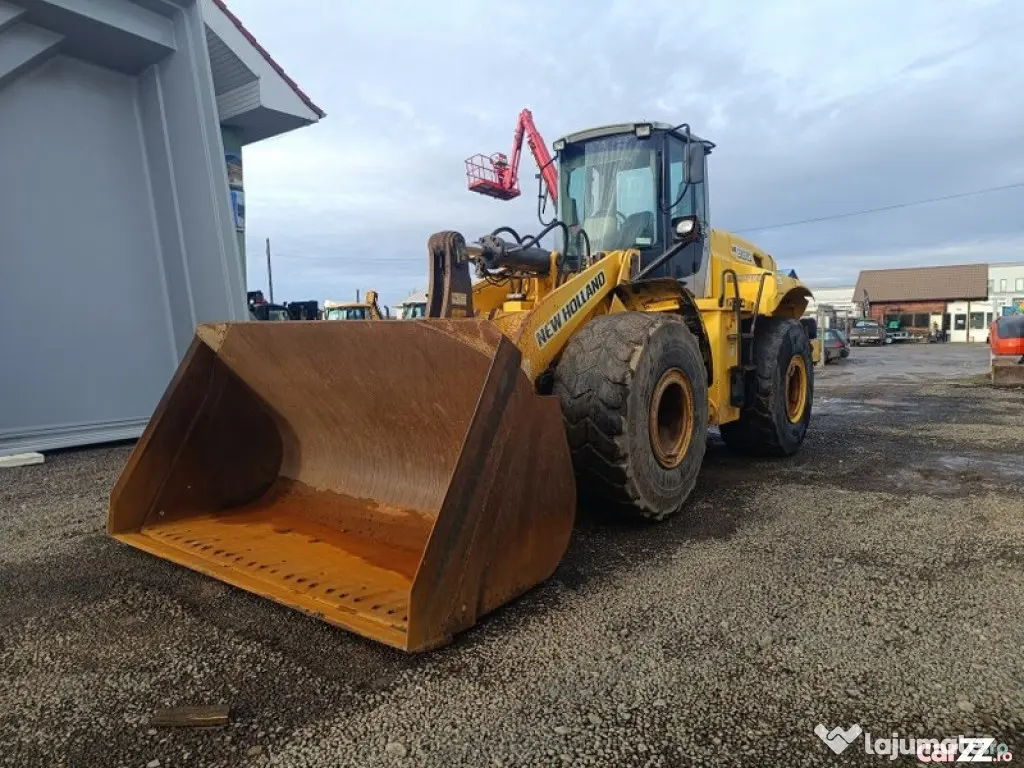 Încărcător frontal New Holland W231, 2006, 22,0 tone - Negresti Oas (Satu-Mare)
