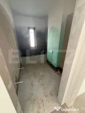 Apartament cu doua camere|nemobilat sau mobilat|parcare incl