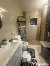 Casă modernă, mobilată și utilată, gata de mutare – I 