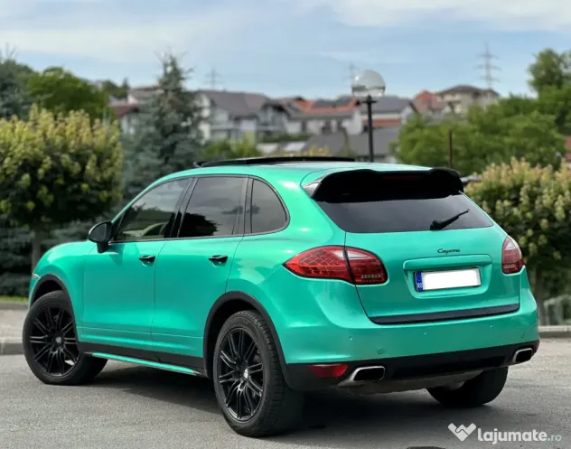 Porsche Cayenne gts