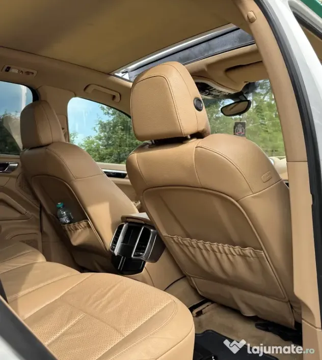 Porsche Cayenne gts