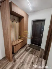 Închiriez apartament cu 2 camere și loc de parcare incl... 