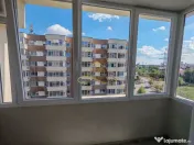 Închiriez apartament cu 2 camere și loc de parcare incl... 