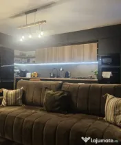 Vand apartament 3 camere 76mp+2 balcoane 8mp zona Parcului P 