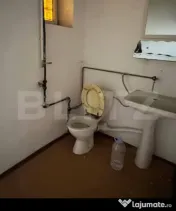 Apartament cu 3 camere ,in zona centrala,89.40mp. 