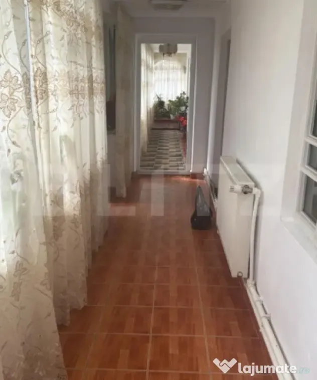 Casa renovata +teren 1200 mp, Jud OLT - Craiova (Dolj)