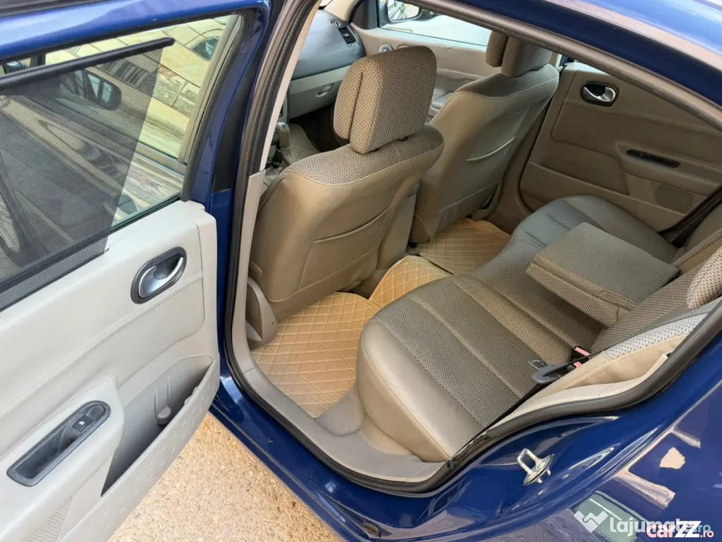 Renault Megane 1.6 16V 113 CP • Euro 4 • 155.000 KM • 3 Chei - Bucuresti (Bucuresti-Ilfov)