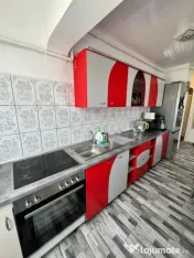 Apartament 2 camere | Etaj 1 | Mobilat și utilat | Central? 
