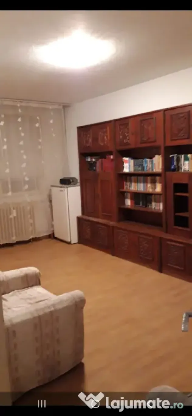 Vând apartament 3 camere Rahova