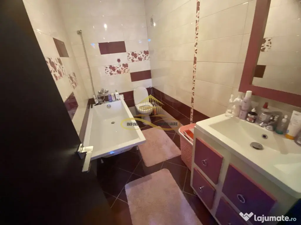 Ap. de vânzare, bloc nou, 4 camere - Bacau (Bacau)