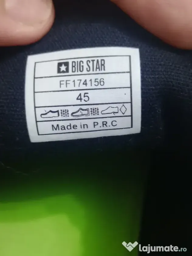 Tenisi Big Star marime 44 28 cm. negru rosu