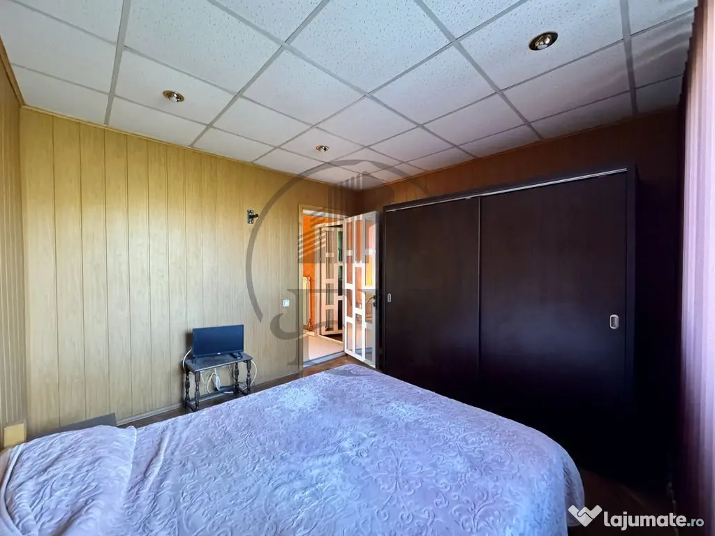 Apartament 3 camere de vânzare Constanța - Constanta (Constanta)