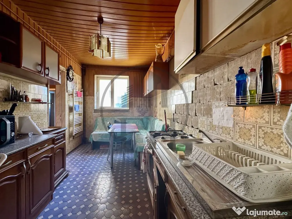 Apartament 3 camere de vânzare Constanța - Constanta (Constanta)