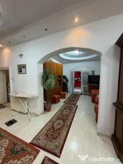 Casa parter, 166 mp utili, 447 pm teren, zona centrala (Bise 