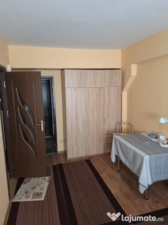 Imobiliare vand garsoniera tip studio