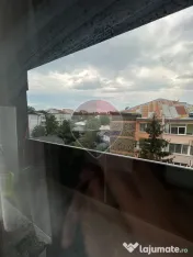 Apartament cu 3 camere de închiriat în zona Central 