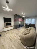 Apartament cu 3 camere de închiriat în zona Central