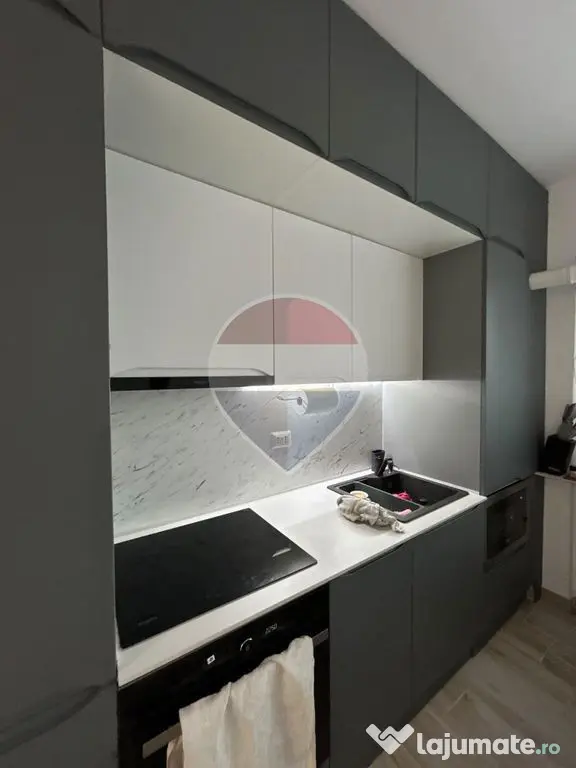 Apartament cu 3 camere de închiriat în zona Central - Suceava (Suceava)
