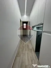 Apartament cu 3 camere de închiriat în zona Central