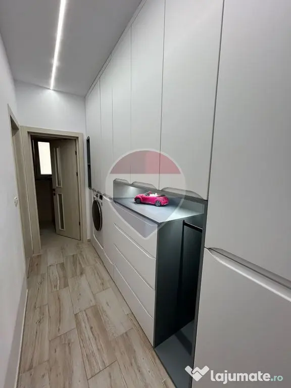Apartament cu 3 camere de închiriat în zona Central - Suceava (Suceava)