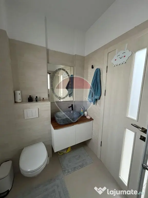 Apartament cu 3 camere de închiriat în zona Central - Suceava (Suceava)
