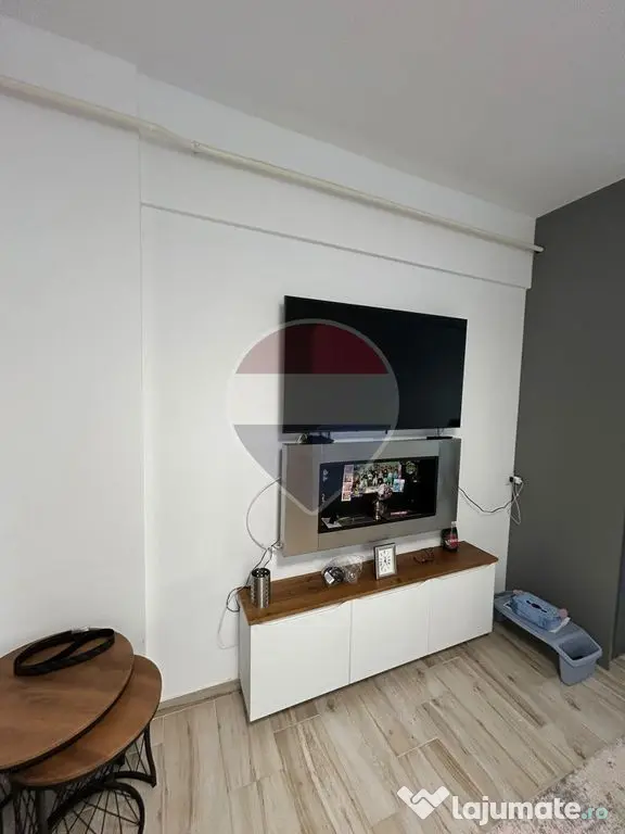 Apartament cu 3 camere de închiriat în zona Central - Suceava (Suceava)
