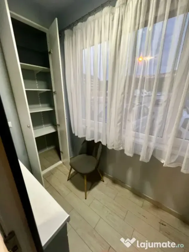 Apartament de vanzare semidecomandat ,3 camere 65,63 mp , zo - Floresti (Cluj)