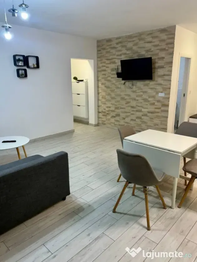 Apartament de vanzare semidecomandat ,3 camere 65,63 mp , zo - Floresti (Cluj)
