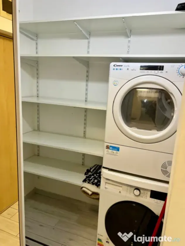 Apartament de vanzare semidecomandat ,3 camere 65,63 mp , zo - Floresti (Cluj)
