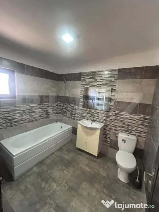 Casa insiruita, 4 camere, 120 mp utili, zona Micesti - Alba Iulia (Alba)
