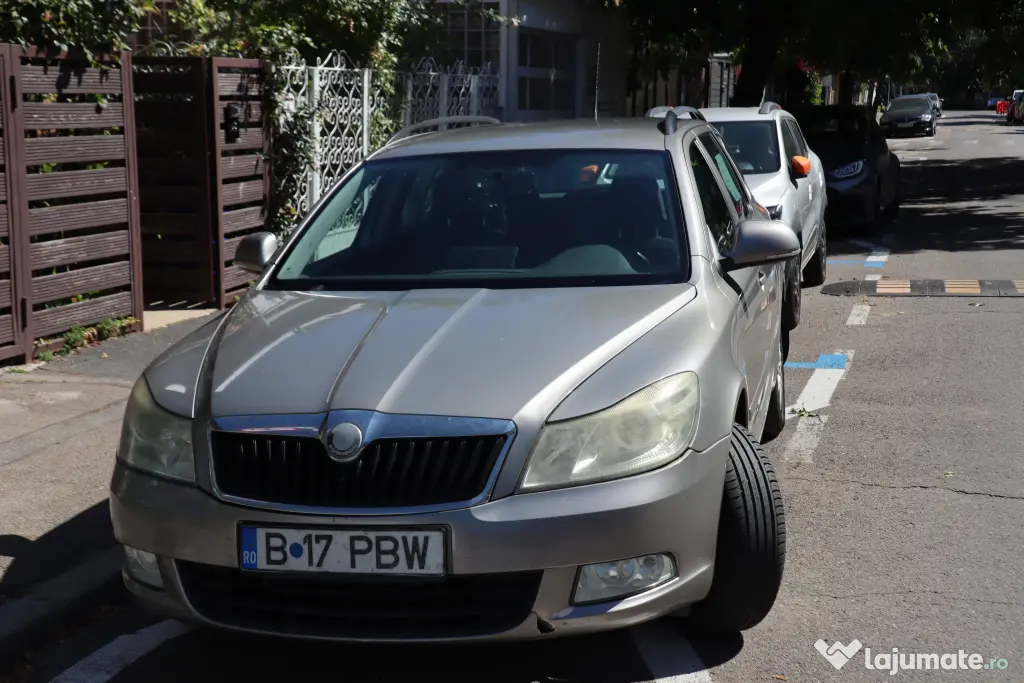 SKODA OCTAVIA BREAK 2009-DEC,272000KM,2900 EURO