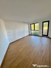 Apartament 2 camere, decomandat, cu terasa 190 mp. + 1 loc d