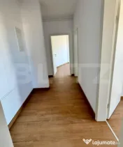 Apartament 2 camere, decomandat, cu terasa 190 mp. + 1 loc d