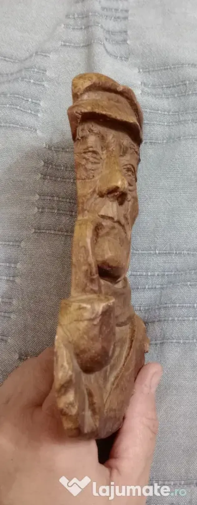 Relief de perete din lemn sculptat 17 cm. marinar cu pipa