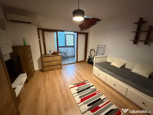 Baba novac dristor zona compozitori - Bucuresti (Bucuresti-Ilfov)