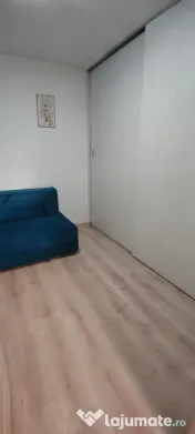 Aparatorii patriei la curte parter