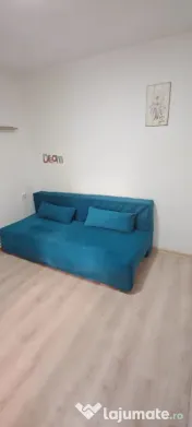 Aparatorii patriei la curte parter