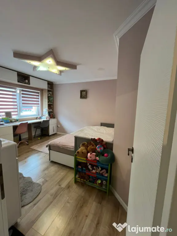 Apartament de vanzare 2 cam 55mp+balcoane 5,5mp zona Eroilor - Floresti (Cluj)