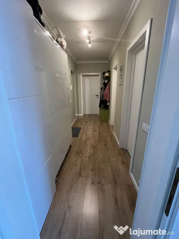 Apartament de vanzare 2 cam 55mp+balcoane 5,5mp zona Eroilor - Floresti (Cluj)