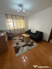 Apartament 2 camere semidecomandat , cu centrala , Craiovita 