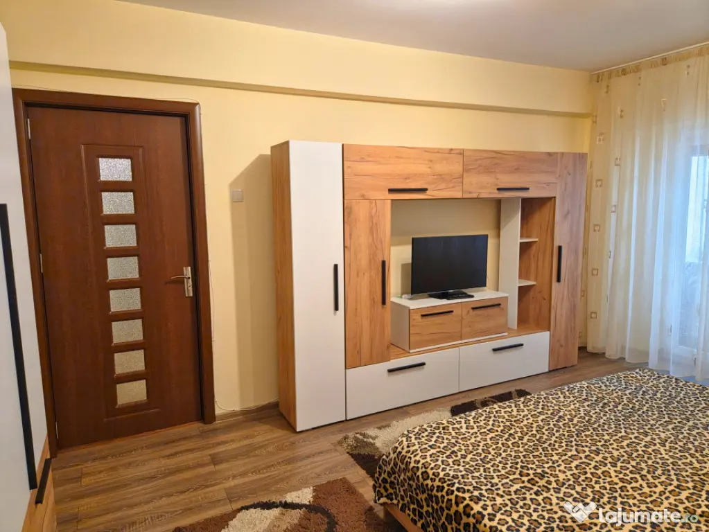 GARSONIERA DE INCHIRIAT - NORD - PARTER - CENTRALA PROPRIE - Ramnicu Valcea (Valcea)