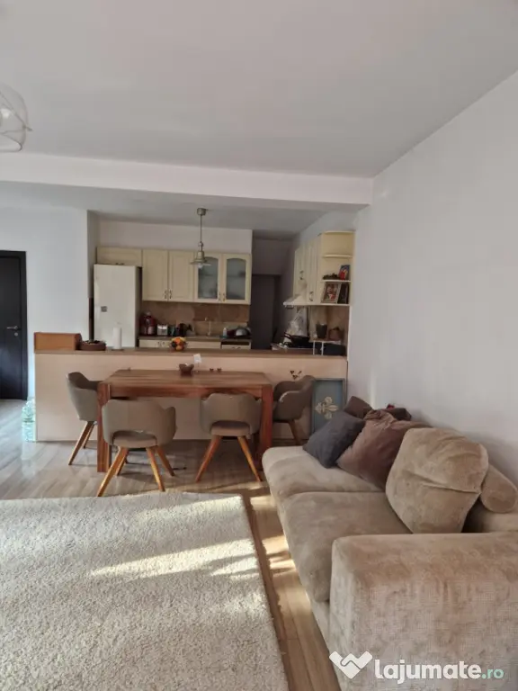 Casă P+1 de vânzare – Pipera | 4 camere | 130 mp utili | 2 locuri parcare