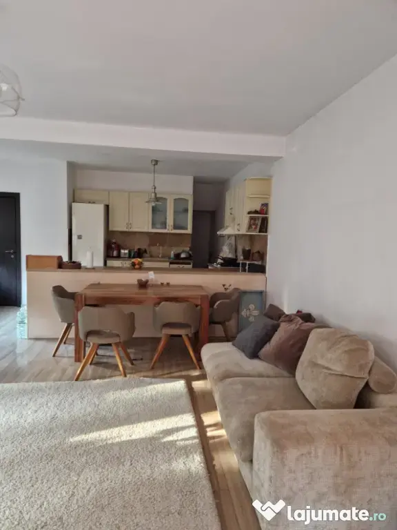 Casă P+1 de vânzare – Pipera | 4 camere | 130 mp utili | 2 locuri parcare