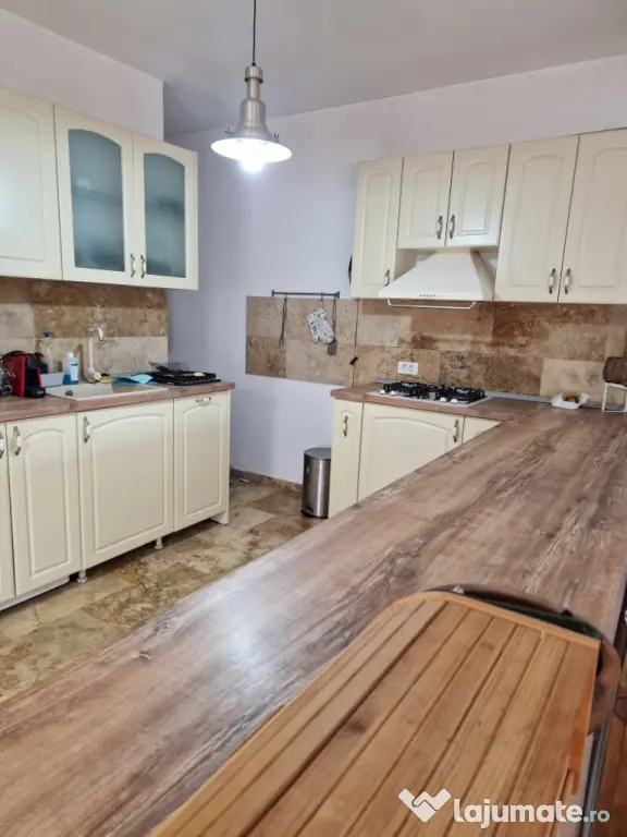 Casă P+1 de vânzare – Pipera | 4 camere | 130 mp utili | 2 locuri parcare