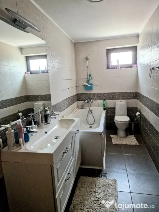 Casă P+1 de vânzare – Pipera | 4 camere | 130 mp utili | 2 locuri parcare
