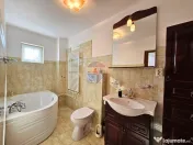 Vila tip duplex Banesti, 341 mp utili, garaj, vedere Cara... 