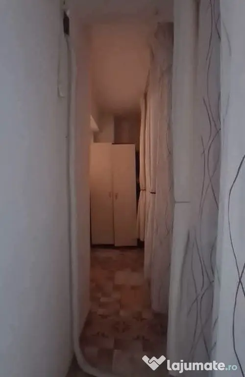 De vanzare apartament cu 2 camere, central, Bloc BR, et. ... - Galati (Galati)