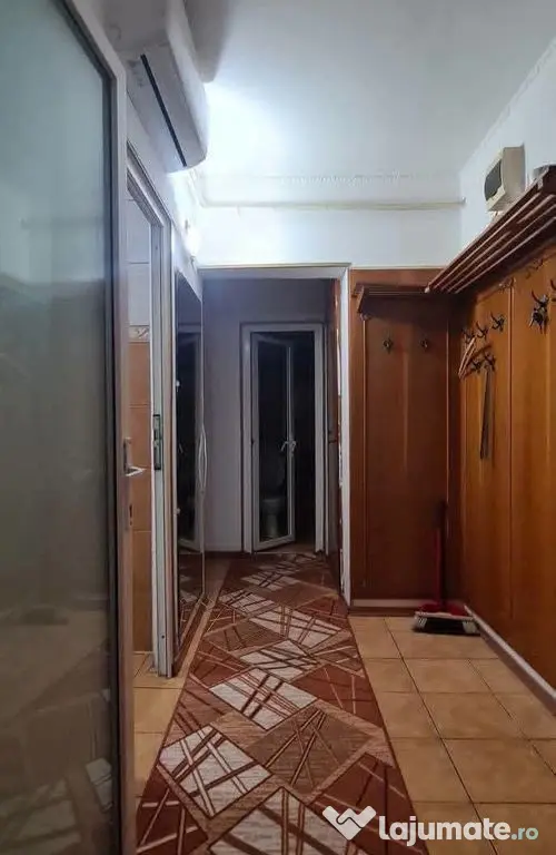 De vanzare apartament cu 2 camere, central, Bloc BR, et. ... - Galati (Galati)
