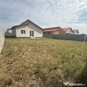 Cas#259; individual#259;, 3 dormitoare, teren 600 mp – ... 